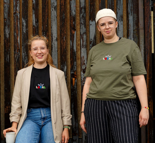 Loyal - Organic Shirt (Stick)